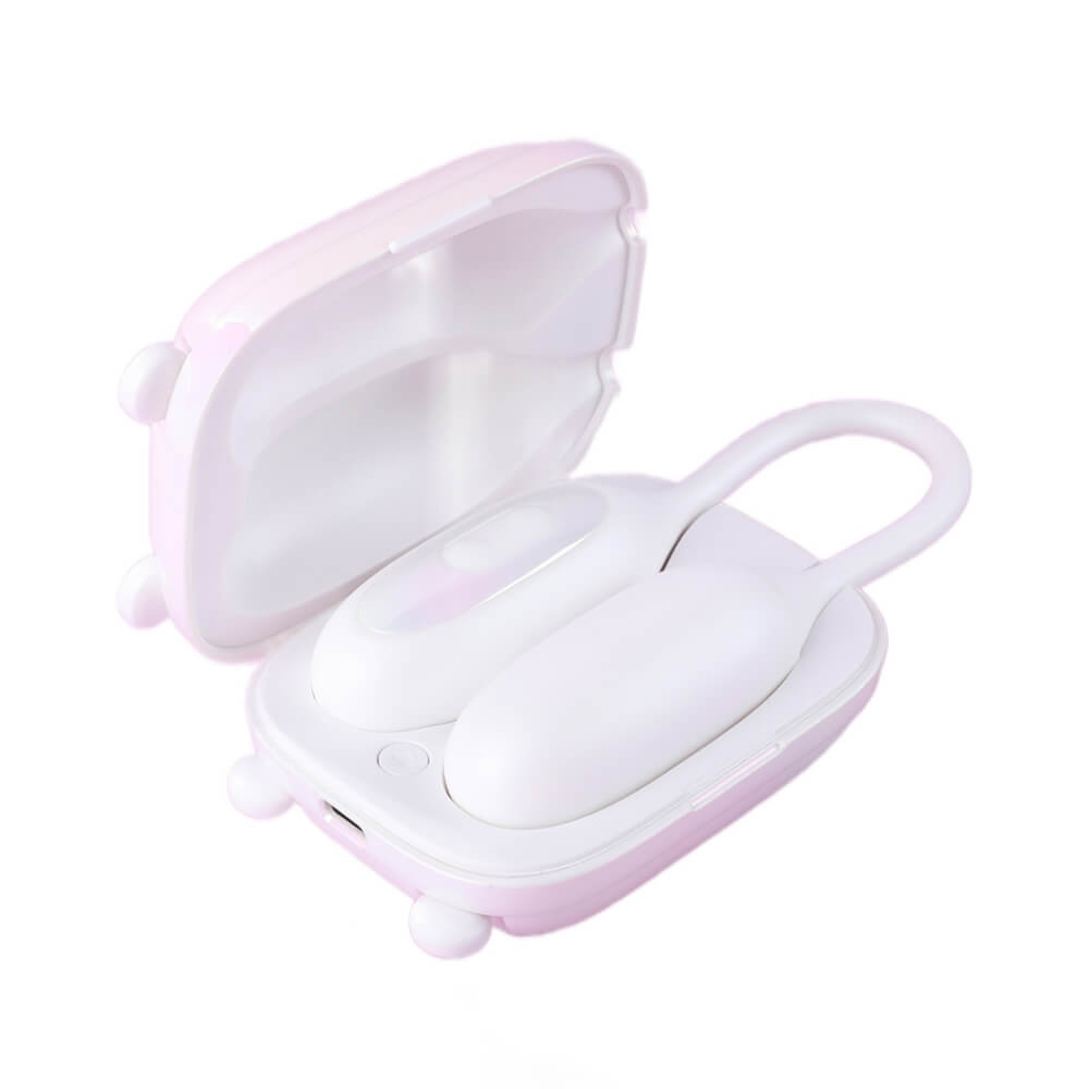 magic-suitcase-clit-sucker-and-vibrator-white-3